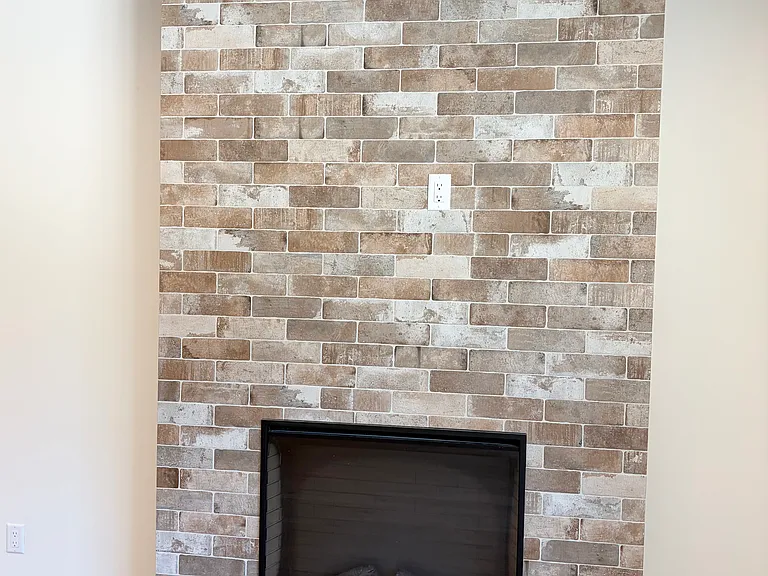 122 N Locust St #2 — Photo 6