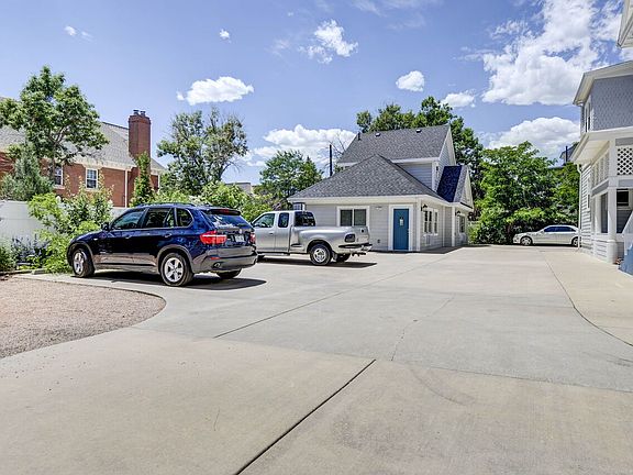 9 spaces for Parking