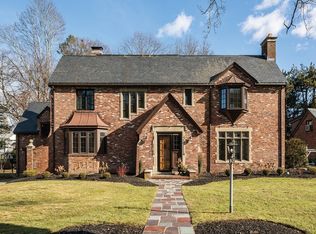 92 Gordon Rd, Newton, MA 02468