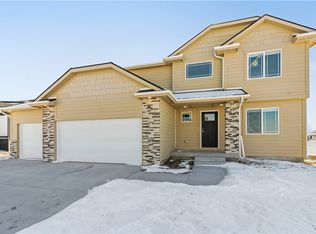 120 NW Valleyview Dr, Waukee, IA 50263