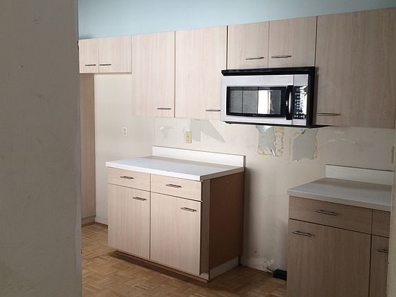 5th image of 238 Braeburn Cir
