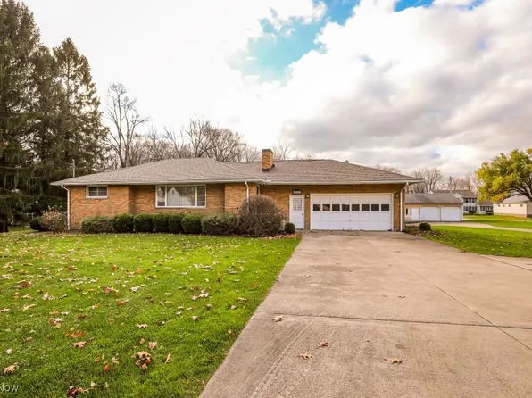 6495 Wall St, Ravenna, OH 44266