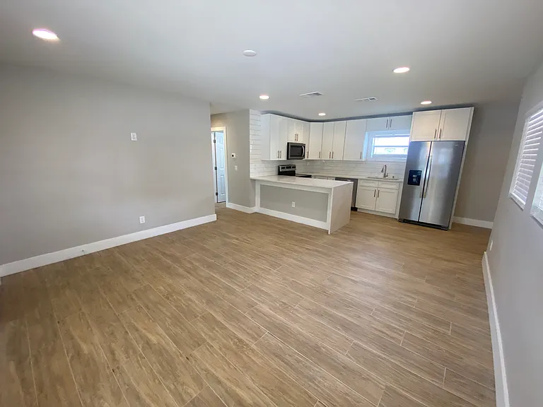 7009 Baywood Dr — Photo 7