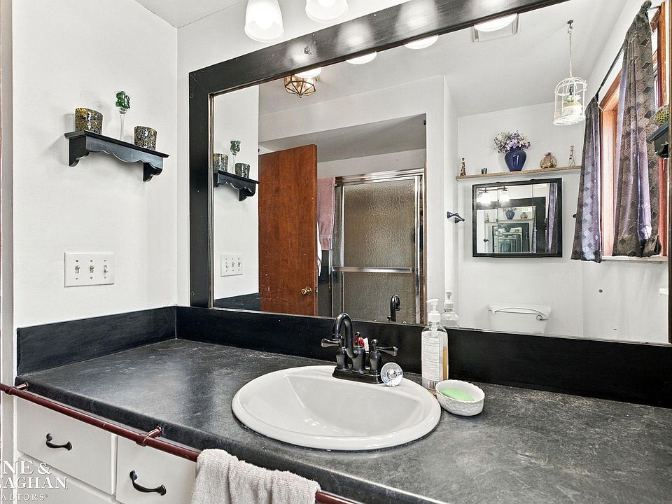 9325 Dixie Hwy, photo 26