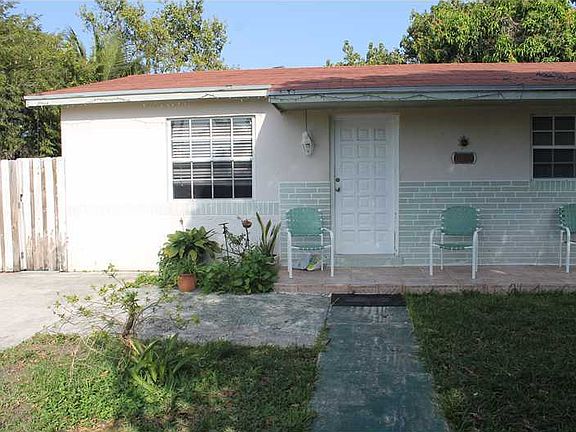 3rd image of 19815 NW 44th Ave