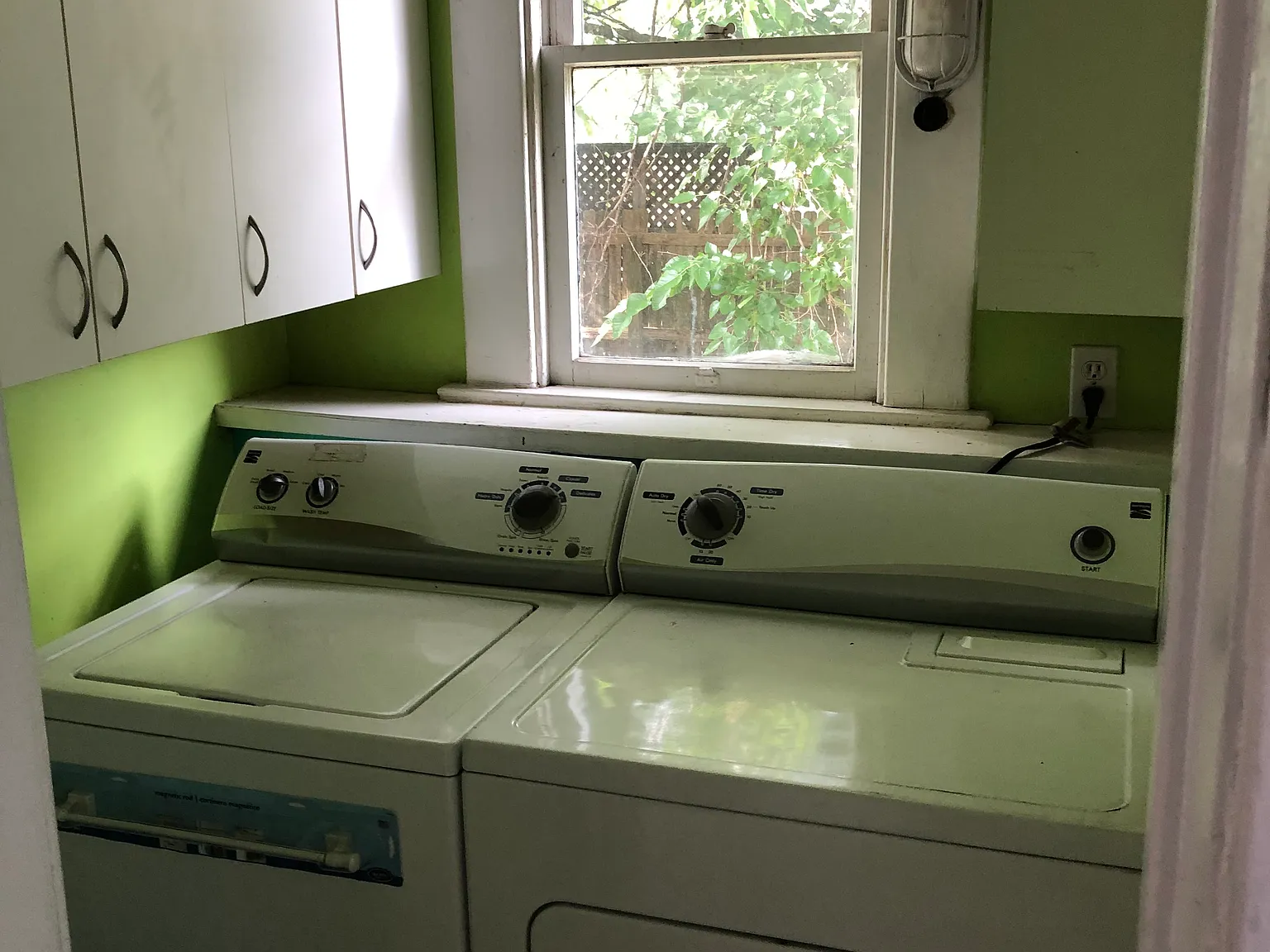 5 bed, 1500 sqft, $2,200 — Photo 4