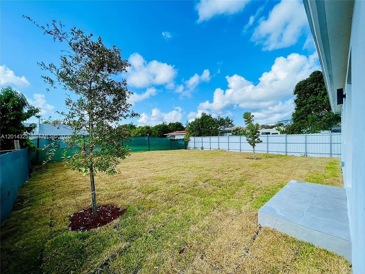Photo 2 of 12 - 12132 SW 218th St #12132 - Miami, FL Building Photo - 12132 SW 218th St #12132