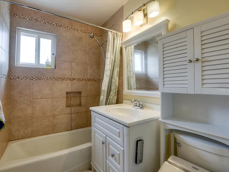 Guest bathroom