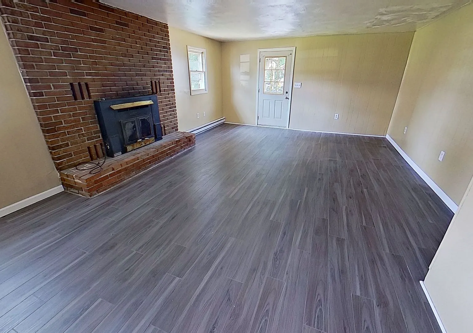 1st Floor Apartment in Hanover — Photo 2