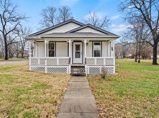 404 W Main St, Cleveland, MO 64734