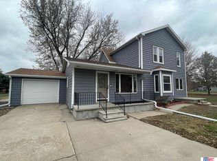 111 E 10th St, Stromsburg, NE 68666