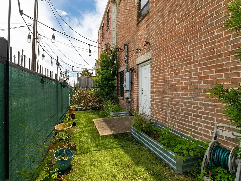 5207 Cornish St — Photo 33