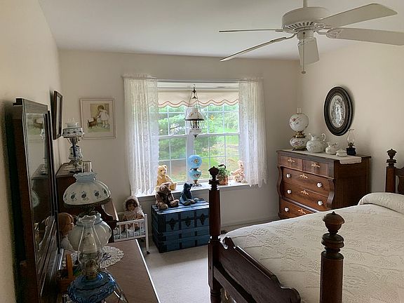 Large Bedroom