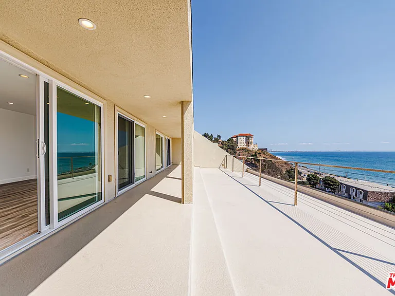 18055 Coastline Dr #2 — Photo 23