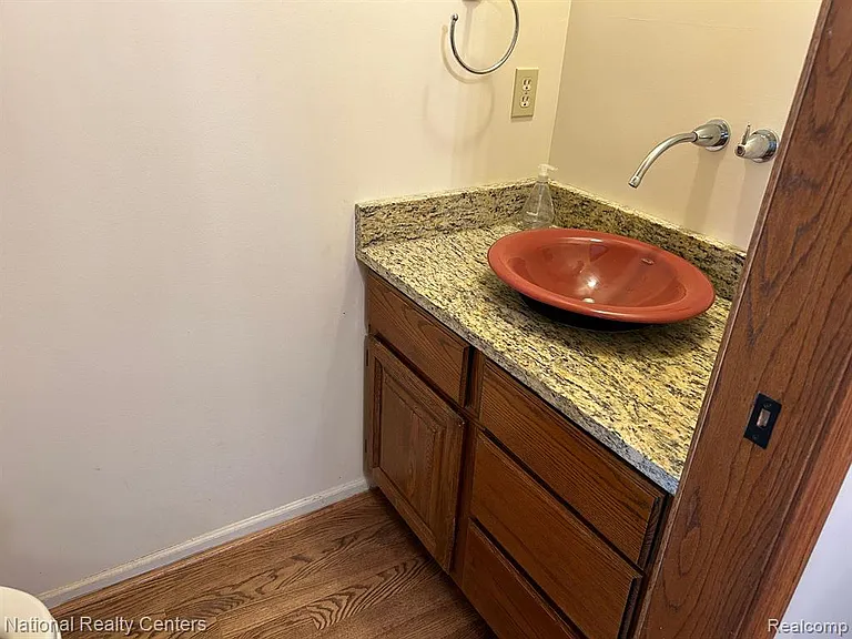 6572 Ridgeview Dr — Photo 8