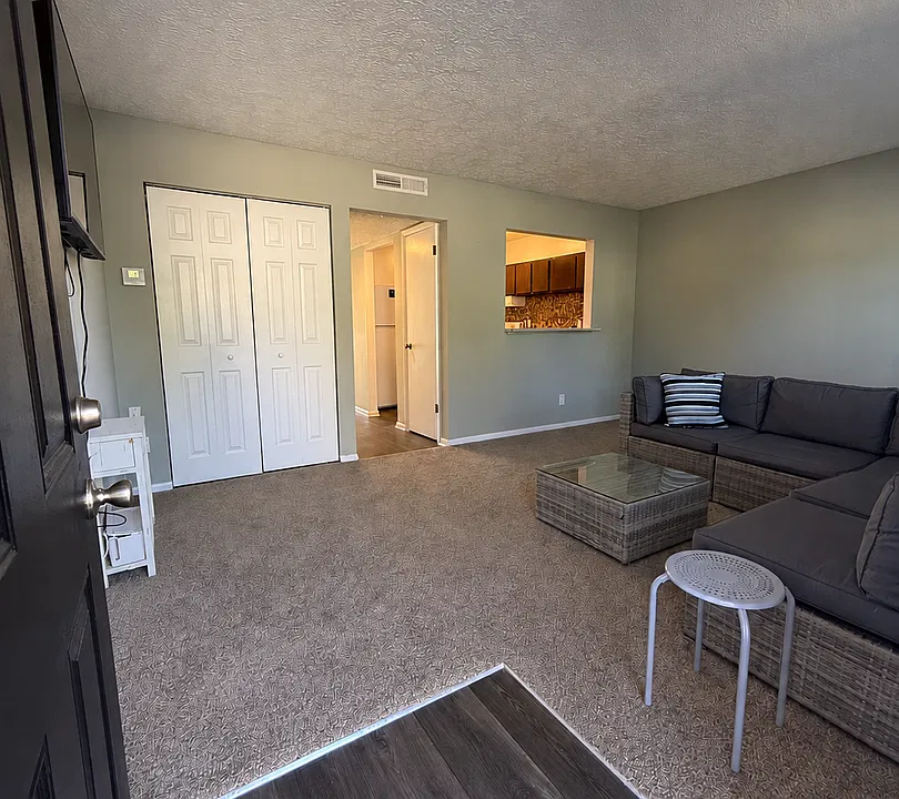 Kingstown Apartments