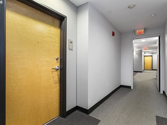 4th image of 1125 NW 9th Ave APT 410