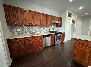 232 Van Horne St APT 6, Jersey City, NJ 07304