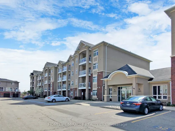 1370 Costigan Rd #402, Milton, ON L9T 2K6