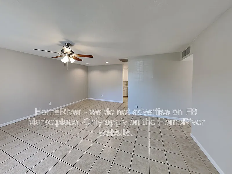 3 bed, 2.0 bath, 1414 sqft, $1,880 — Photo 3
