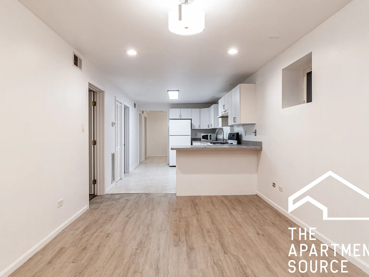 2 bed, 1100 sqft, $2,795 — Photo 1