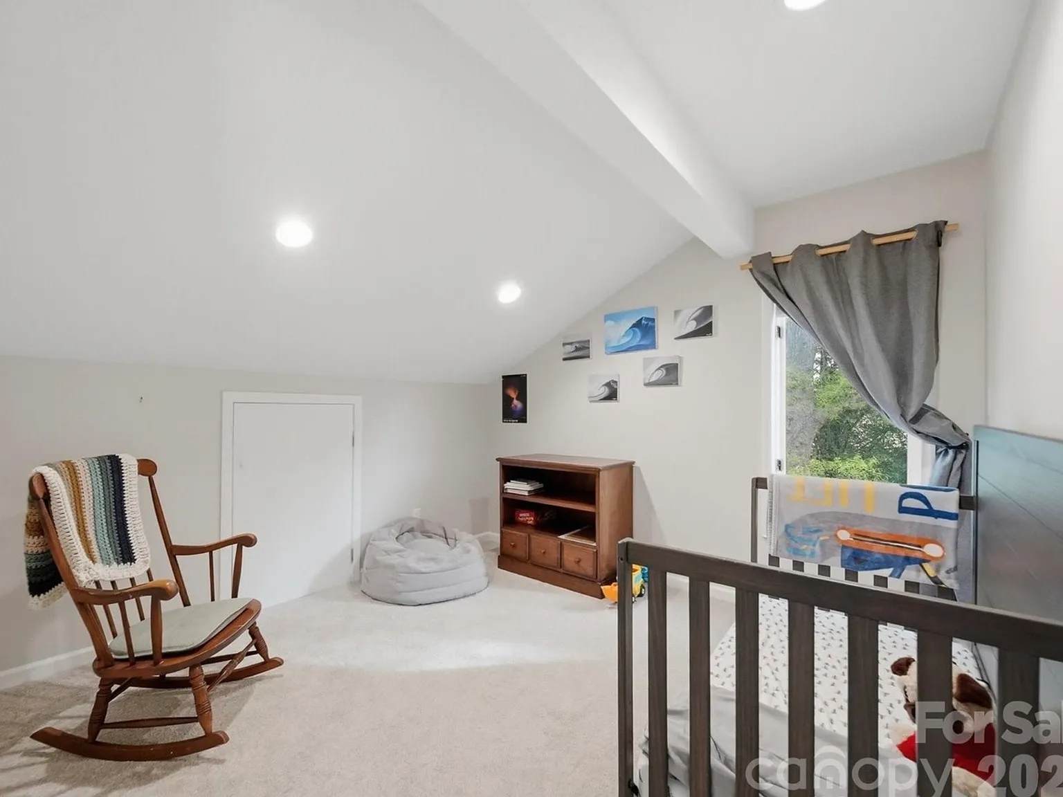 3 bed, 2.5 bath, 1700 sqft, $1,850 — Photo 4