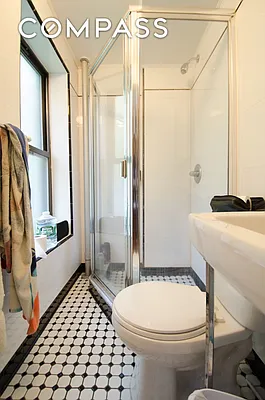 Rented by Compass | media 6