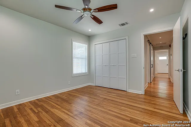 526 Marchmont Ln — Photo 12