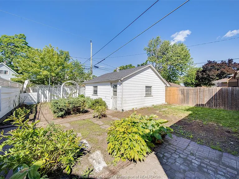 1715 Alexis Rd #LOWER — Photo 44