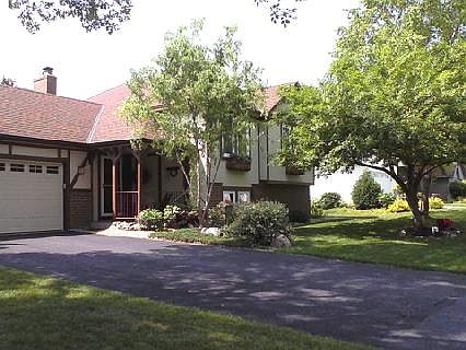2nd image of 11445 48th Ave N