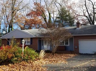 1221 Glen Ter, Glassboro, NJ 08028
