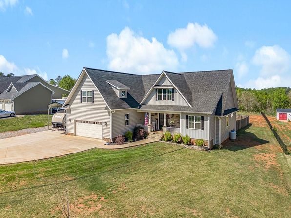 681 Cherry Hill Rd, Spartanburg, SC 29307