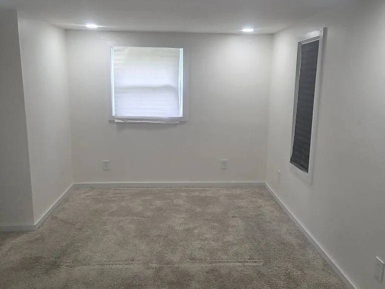 2400 Radford Rd — Photo 2