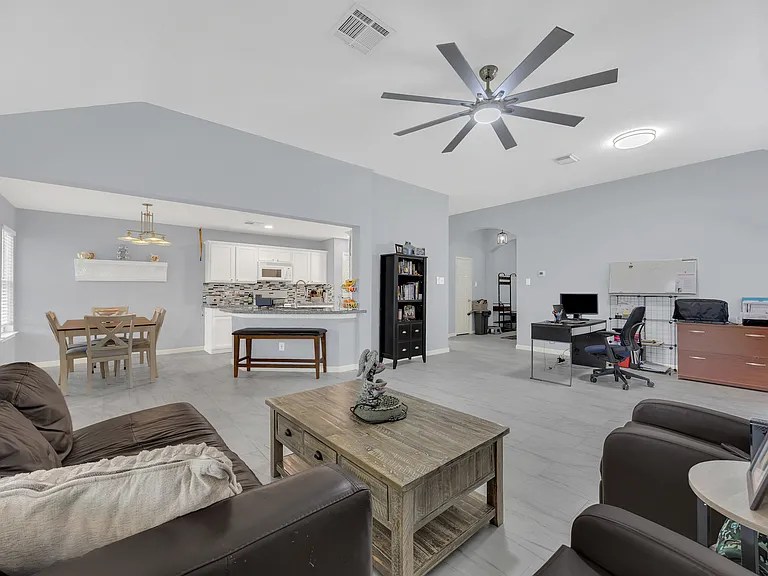 3830 Landon Park Dr — Photo 11