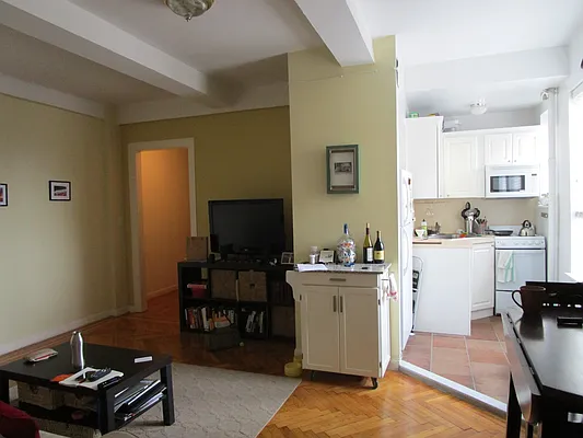 Rented by Rita S Citrin, LREB | media 41