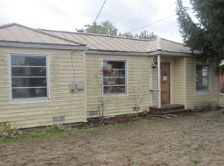 336 SW Chapman St, Sheridan, OR 97378