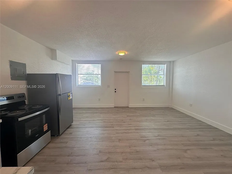 50 NW 79th St #6