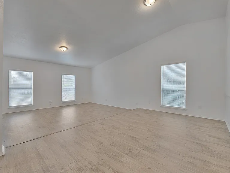 2905 Joymeadow Dr — Photo 12