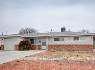 1528 Moon St NE, Albuquerque, NM 87112