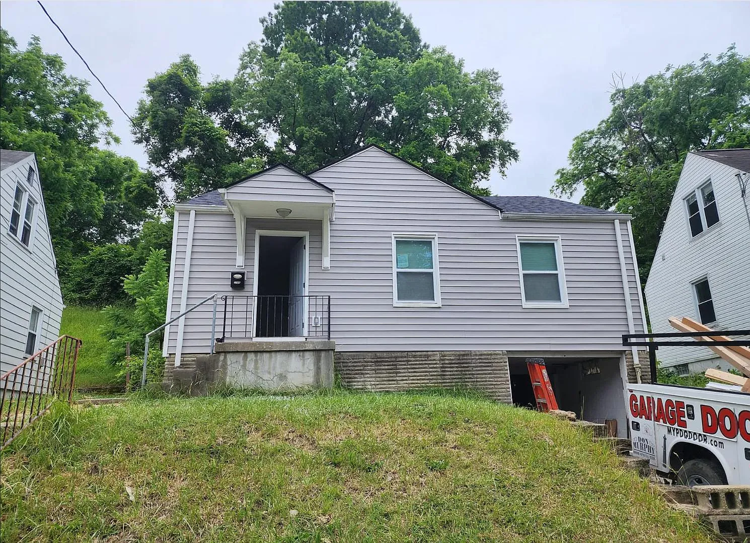 1766 Ashbrook Dr — Photo 1