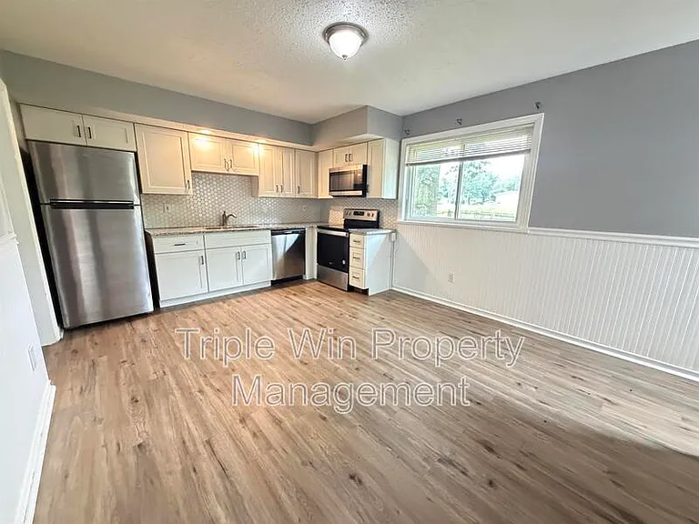 2050 Foggy Bottom Dr — Photo 16