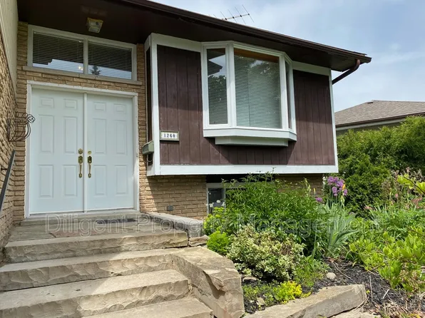 1260 Pulpit Rd, Peterborough, ON K9K 1H5
