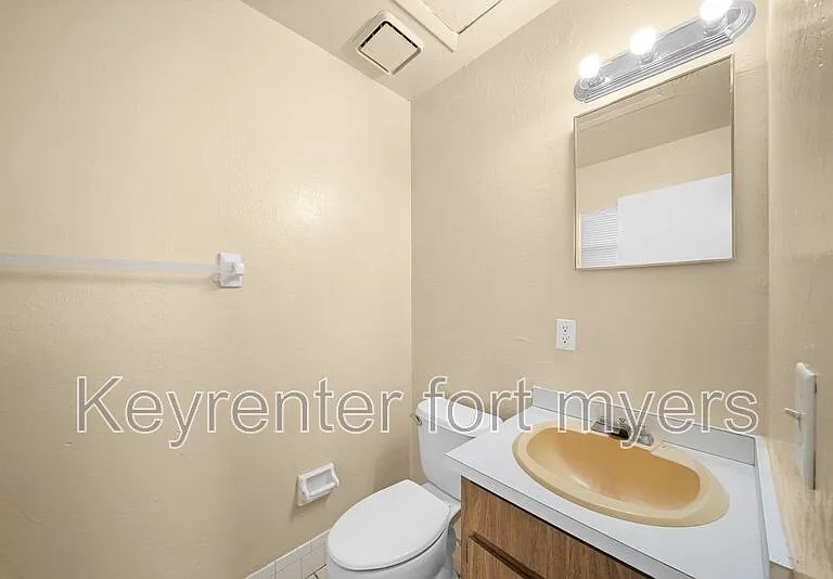 5447 10th Ave — Photo 13