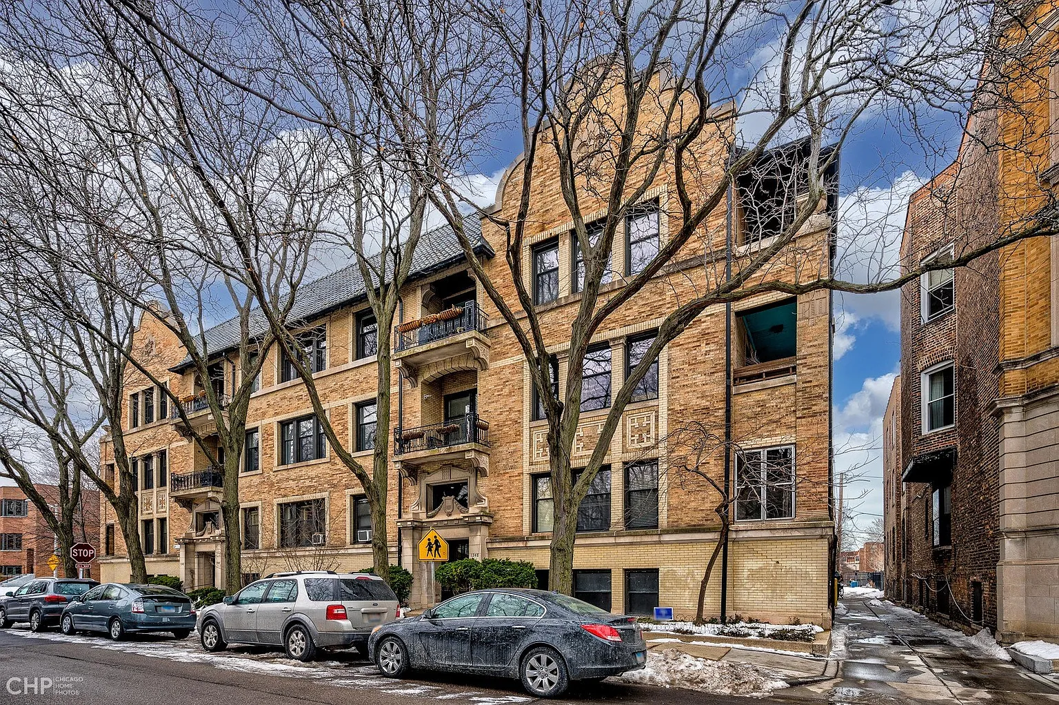 1348 E 48th St #3D photo 1