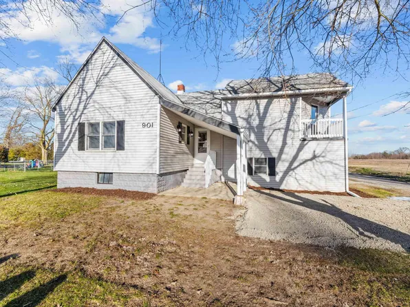 901 N Randolph St, Garrett, IN 46738