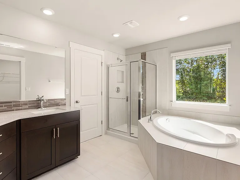 11010 33rd St NE — Photo 15