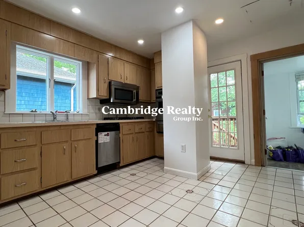 24 Chetwynd Rd, Somerville, MA
