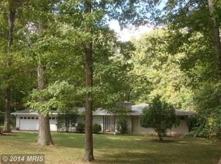18304 Woodland Dr, Triangle, VA 22172