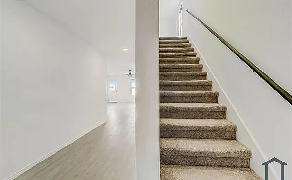5522 Calton Bnd — Photo 8