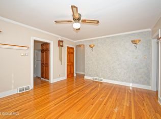 2550 Troy Rd #L, Schenectady, NY 12309